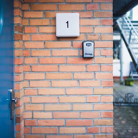 Stral-Sund Apartment Stralsund Exterior photo
